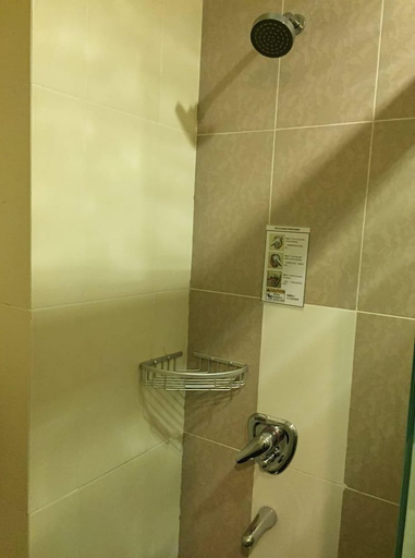 Bathroom 4, Grand Court Hotel, Hilir Perak