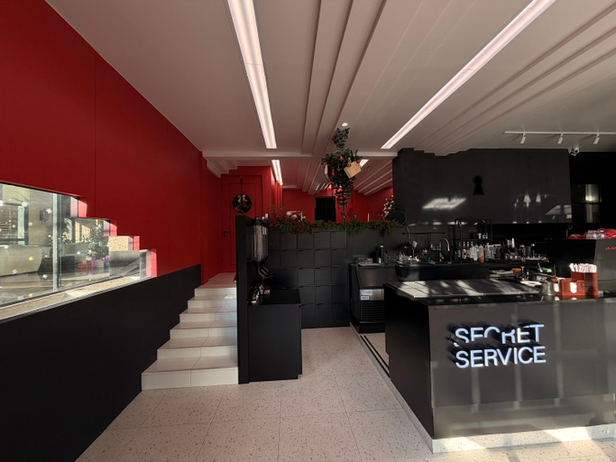 Food & Drinks 5, 42 Grand Residence, Khlong Toey