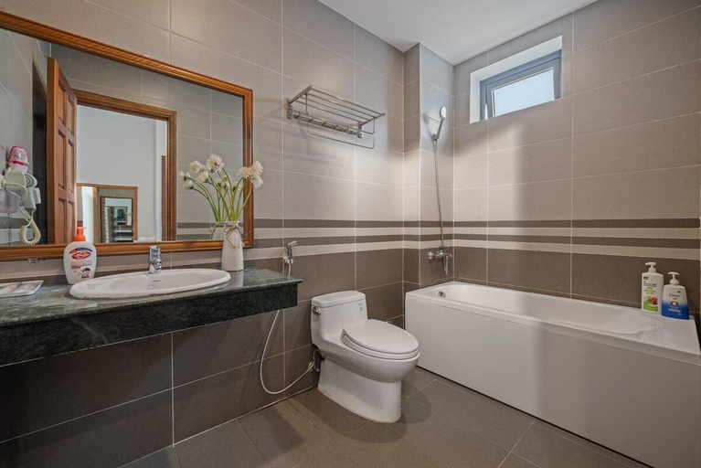 Bathroom, Beach front Pool Villa Danang_8bedrooms, Da Nang