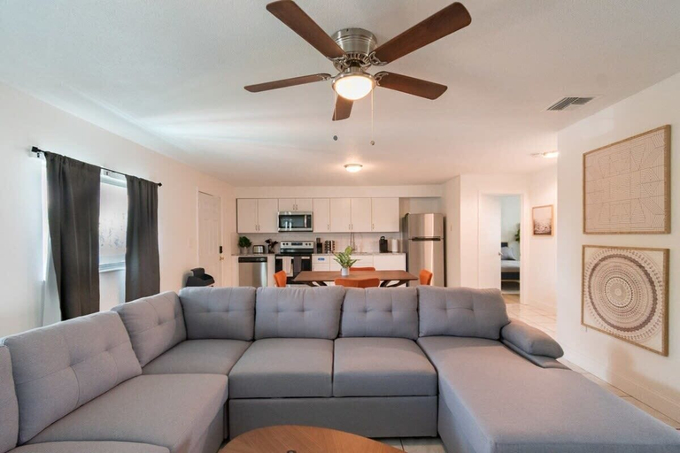Interior 3, Fillmore Unit 11, Brevard