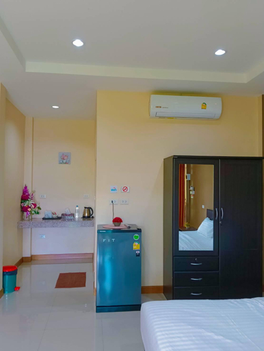 Bedroom 2, Minton Resort, Hat Yai