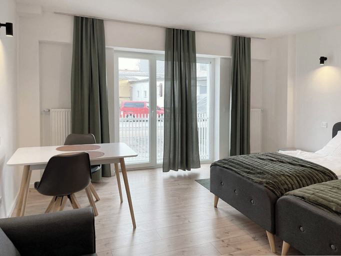 Bedroom 3, Board Inn - Haus Regensburg, Regensburg