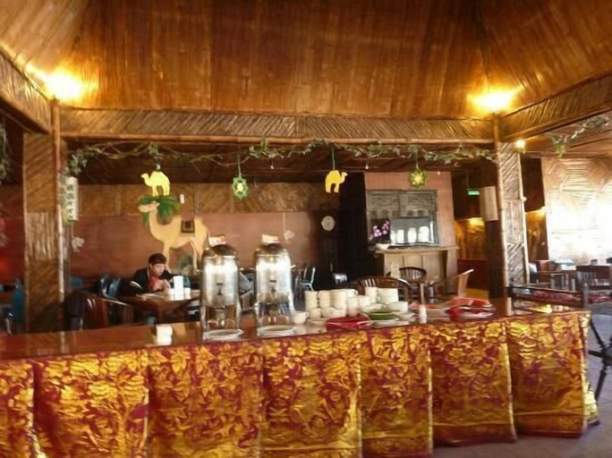 Food & Drinks 4, Bromo Permai 1, Probolinggo