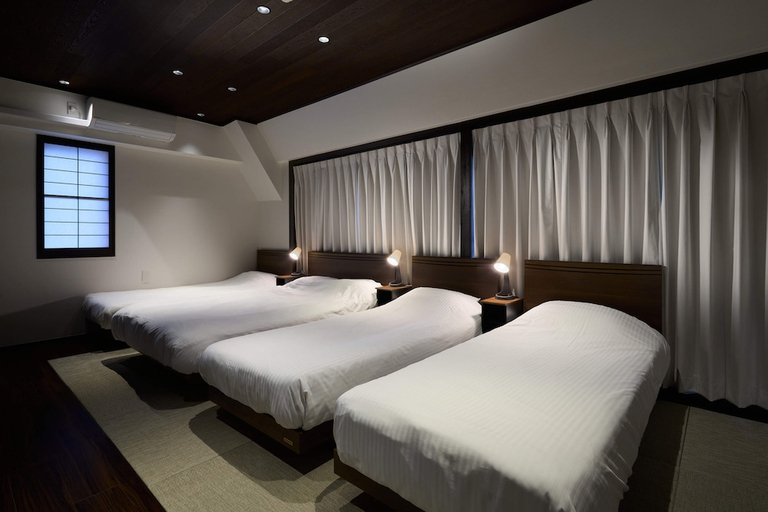 Bedroom 5, City Hotel N.U.T.S., Shinjuku