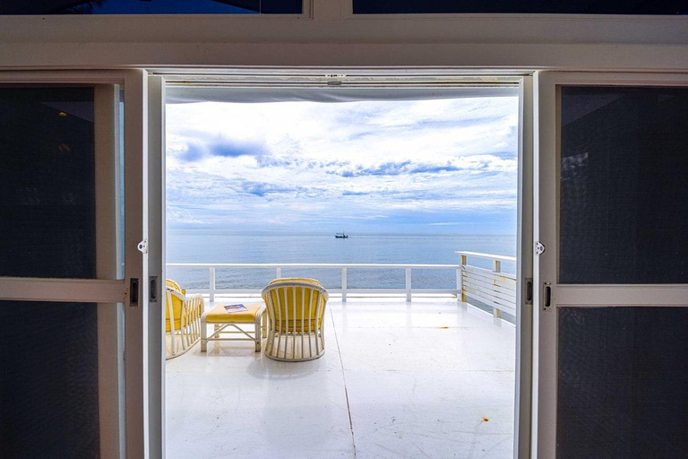Balcony/terrace 4, Oceanfront 6 Bedroom Twin Villas OV6, Hua Hin