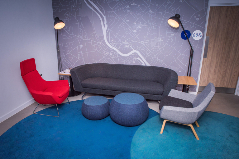 Public Area 2, Holiday Inn Express EXETER - CITY CENTRE by IHG, Devon