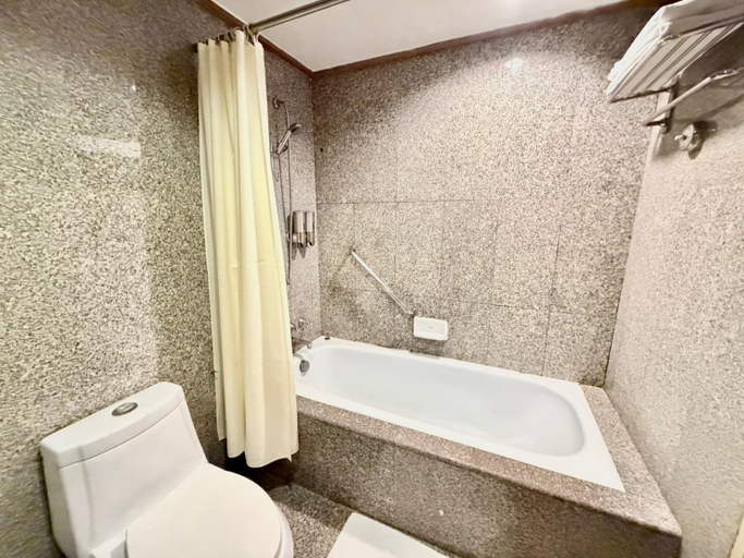 Bathroom 5, Sima Thani Hotel, Muang Nakhon Ratchasima