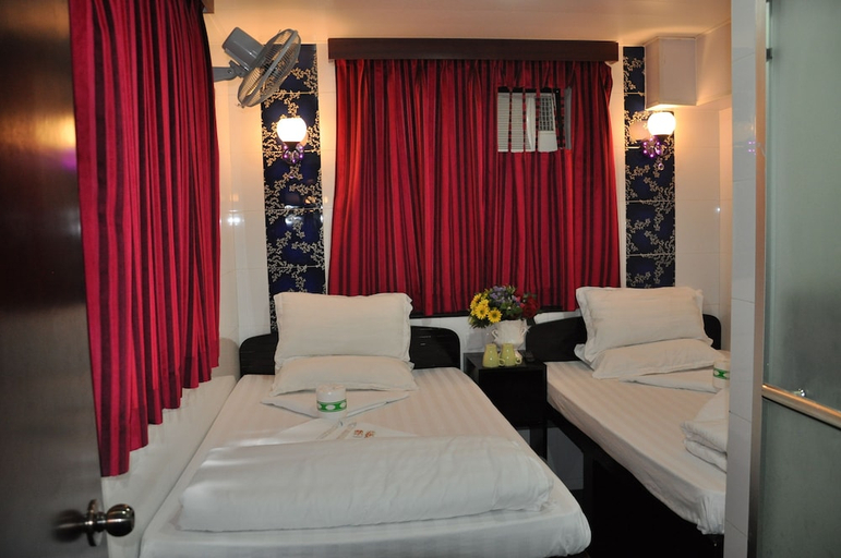 Bedroom 2, Castle Inn, Kowloon