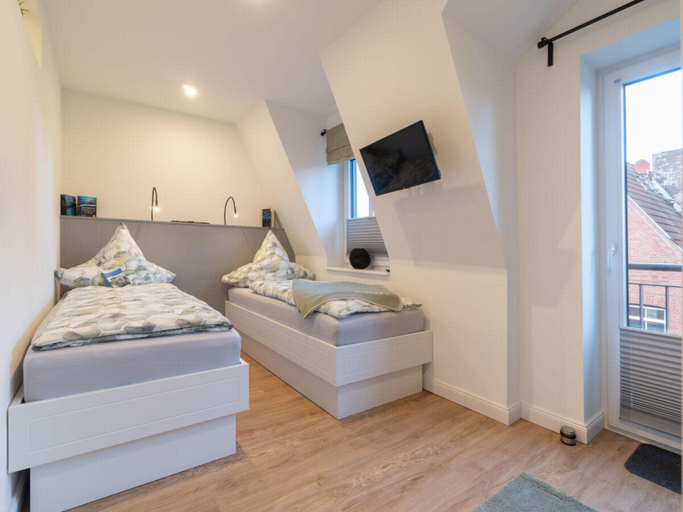 Bedroom 2, Romantic holiday home with storage, Nordfriesland