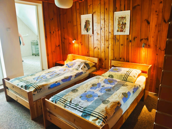 Room 3, Holiday Home With Thatched Roof, Rekowo, Bytów