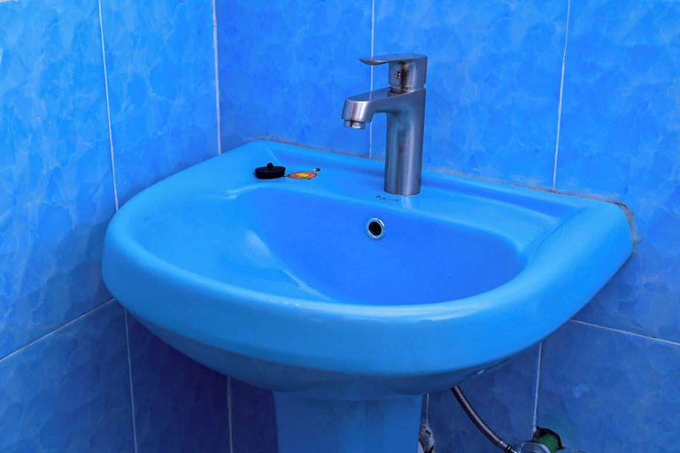 Bathroom 4, Calm Breeze Resort Rwanchege, Maara