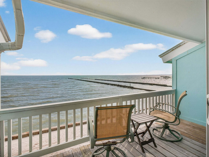 Property grounds 3, Bayfront Kontiki 301 3 Bedroom Condo, Aransas