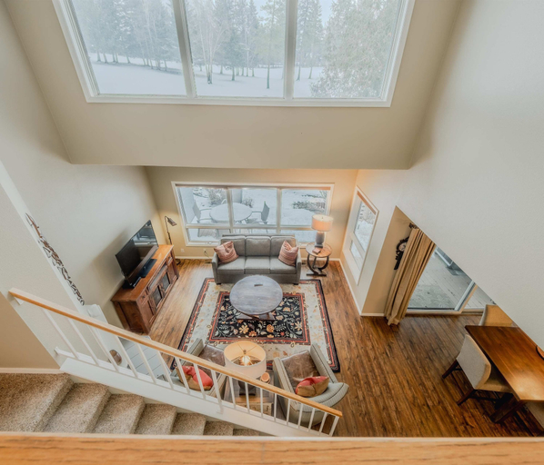 Living area 5, Meadow Lake Townhouse, Flathead