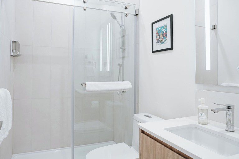 Bathroom 2, Cloudscape PenthouseRevelstoke Vacations, Columbia-Shuswap
