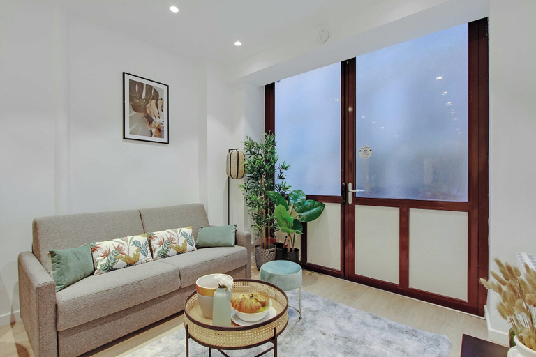 Primary image, Elegant Apartment - 1br/4p - Tour Eiffel, Paris