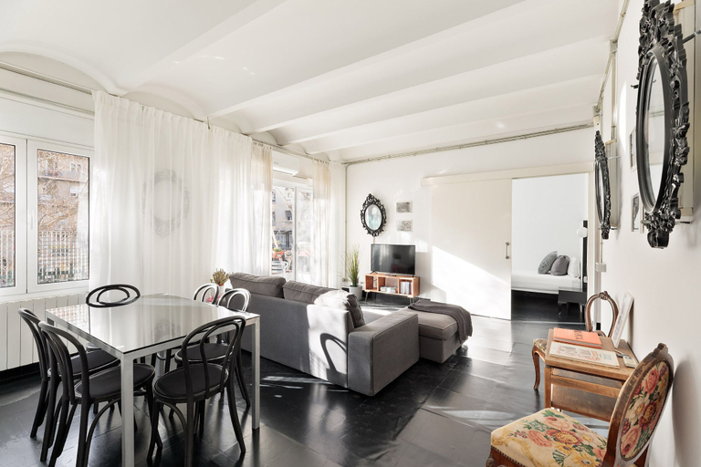Interior 5, Eulalias Lodges Barcelona, Barcelona
