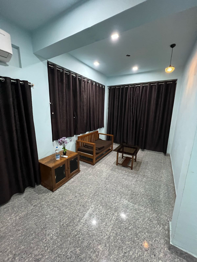 Living area, Maooli Home Stay, Raigarh