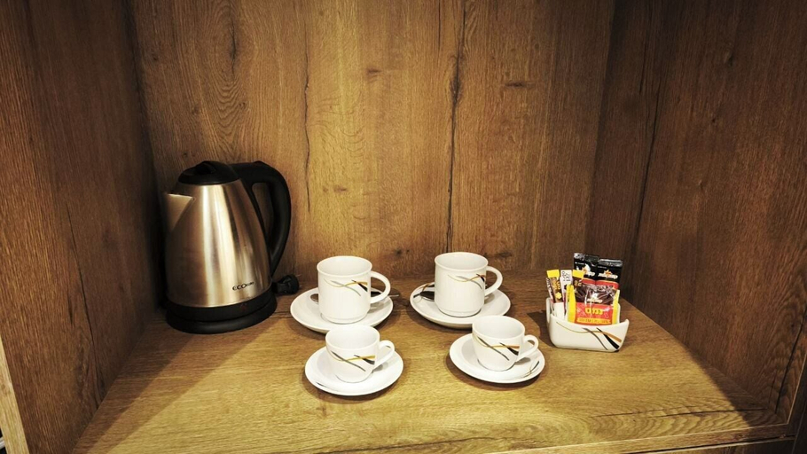 Coffee and/or coffee maker 2, DUNIA Desert Suites
