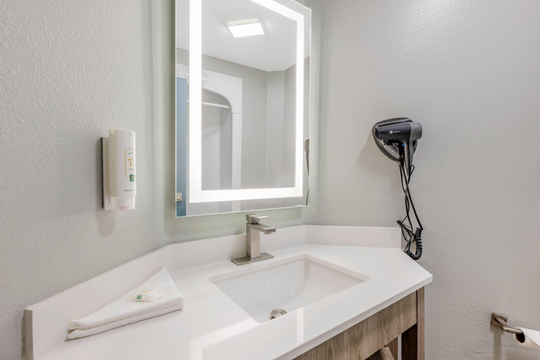Bathroom 4, Quality Inn Ruidoso, Lincoln