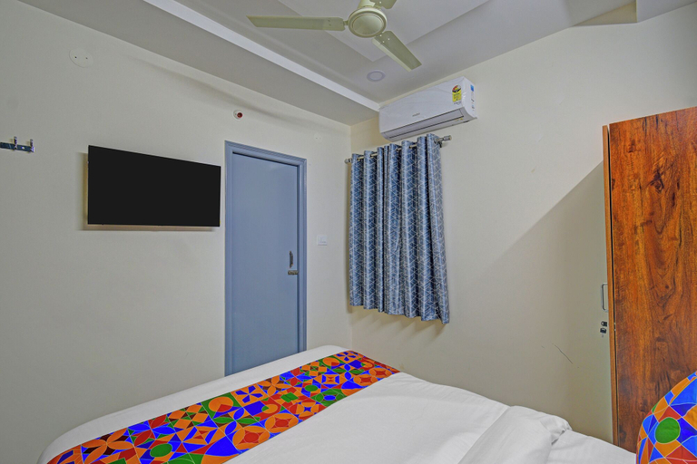 Room 5, Fabhotel Karthik’S Elite, Hyderabad
