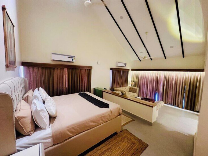 Room 5, Tree of Life AeroVillage Panheli, Raigarh