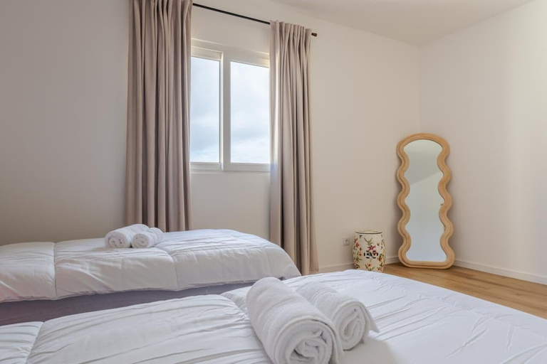 Room 5, Skyline Villa by Holiday Rental Madeira, Santa Cruz