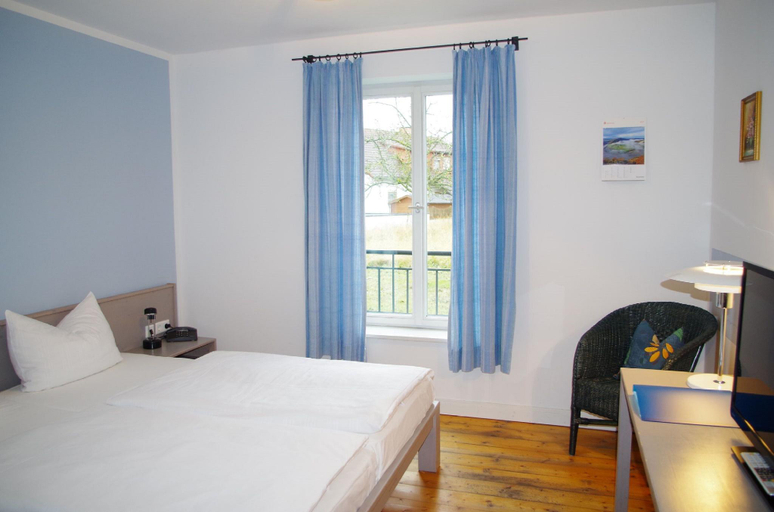 Bedroom 2, Frankische Landherberge, Hotel Garni, Coburg