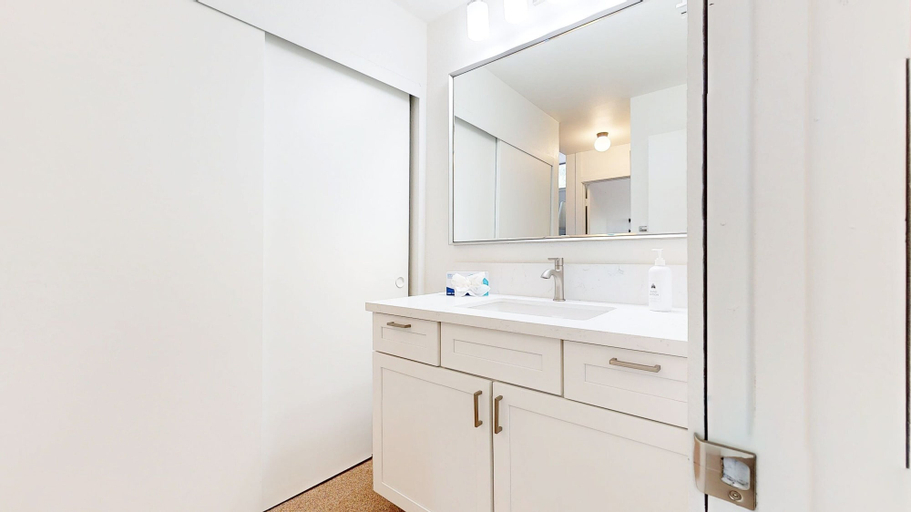 Bathroom 4, Summit #14 3 Bedroom Condo, Mono