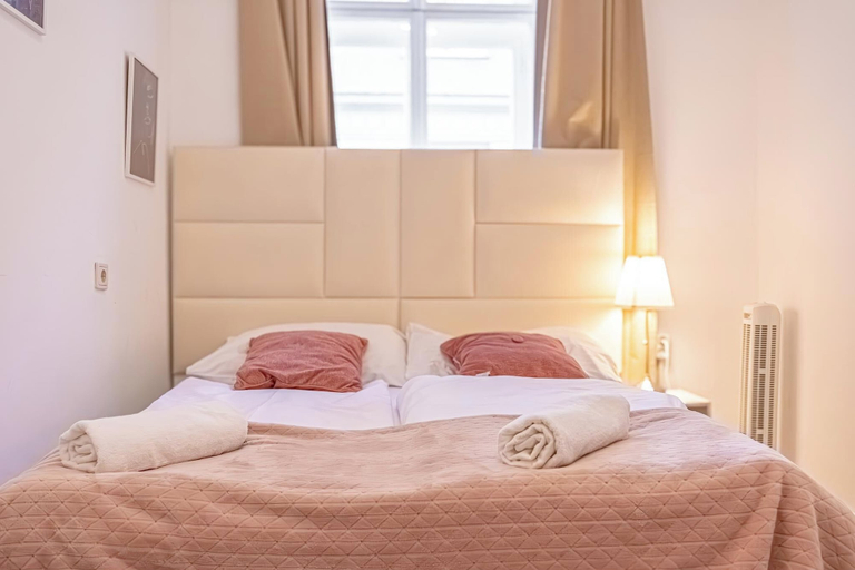 Room 5, Cozy 2BR Apt With Excellent Connectivity, Wien
