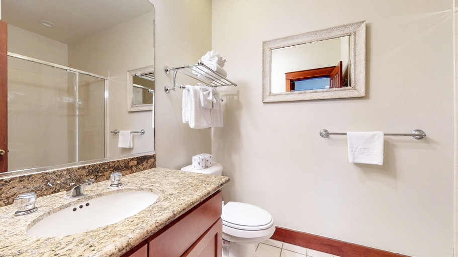 Bathroom 4, Timbers #2 4 Bedroom Townhouse, Mono