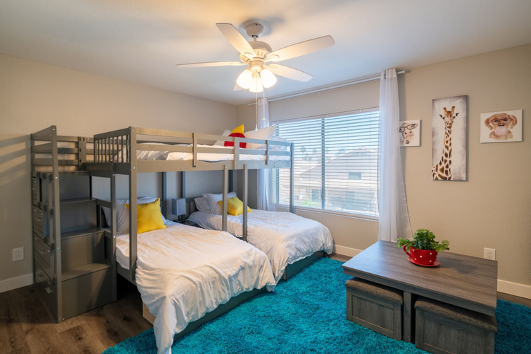 Room 5, Copper House 5BR Pool/Spa Near Westgate, Maricopa