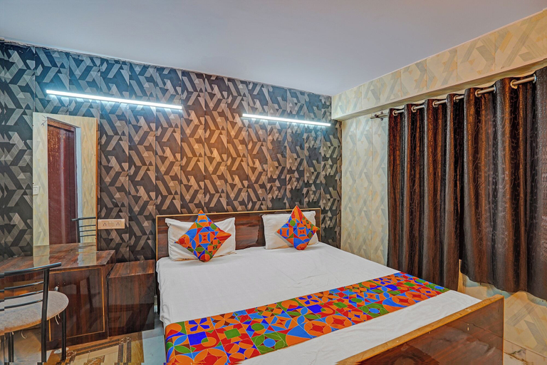 Room 5, Fabhotel Shree Ji, Lucknow