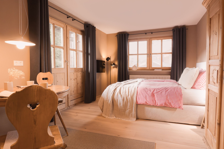 Bedroom 3, Alpenchalet Reit im Winkl, Traunstein