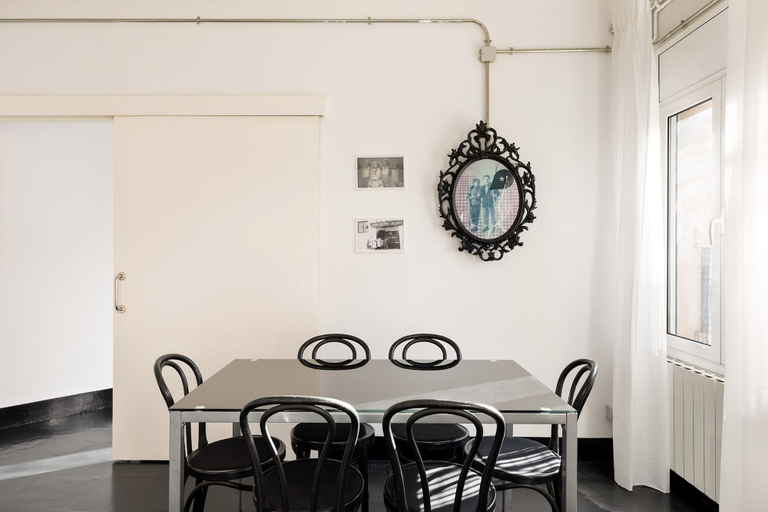 Interior 3, Eulalias Lodges Barcelona, Barcelona