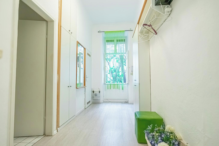 Interior 5, Budget 1BR Near Belvedere Palace, Wien