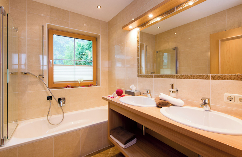 Bathroom 4, Ferienschlössl Harmonie, Reutte