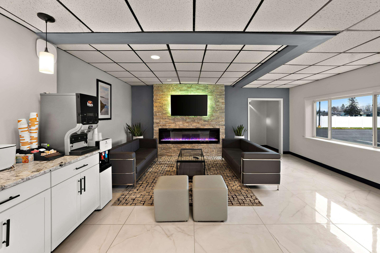 Public Area 3, Quality Inn & Suites Caribou, Aroostook