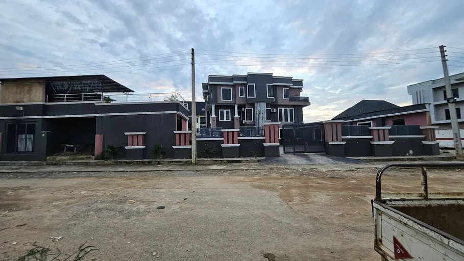 Exterior 3, De Don's Villa, Bwari