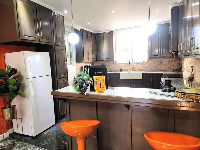 Private kitchen 2, Hilltop Villa