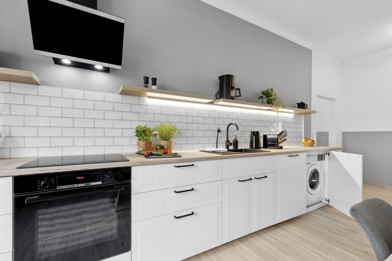 Private kitchen 4, Apartment Pyramidenblick, Karlsruhe