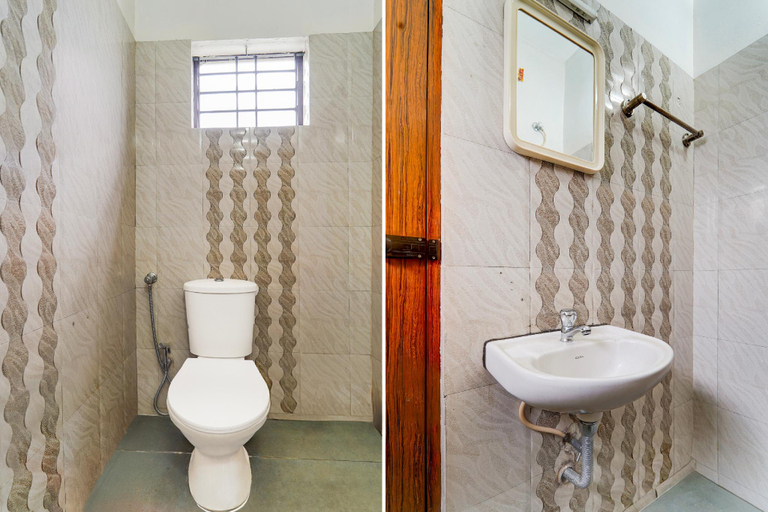 Bathroom 4, Super Hotel O Kollamkudimughal Kakkanad Formerly Diamond Inn, Ernakulam