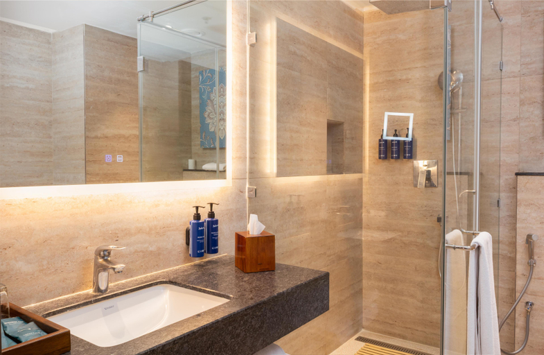 Bathroom 5, Radisson Blu Resort Visakhapatnam, Visakhapatnam