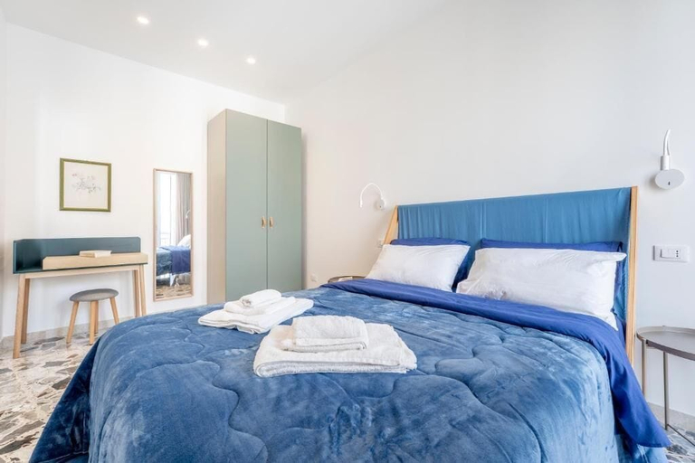 Room 2, Eos Serenity Suites, Syracuse