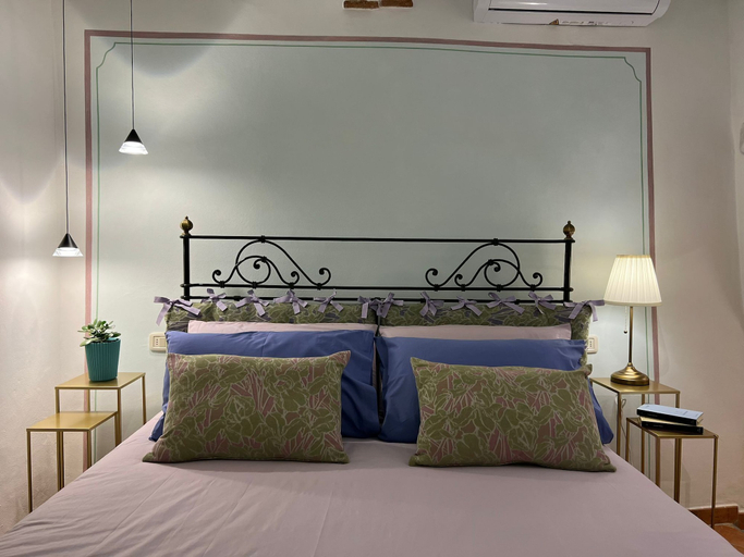 Room 5, Casa Del Borgo, Arezzo