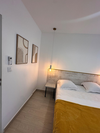 Room 3, La solitude, Pointe-à-Pitre