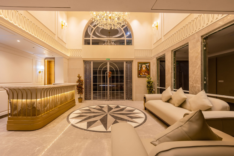 Lobby 3, The Delhi Dreams - A Luxury Hotel, Delhi