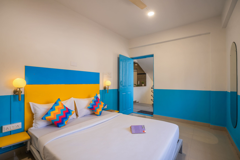 Room 4, goSTOPS Bengaluru Indiranagar, Bangalore