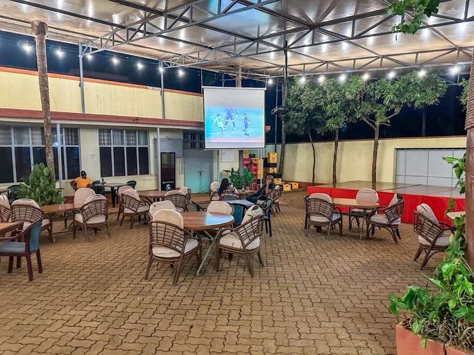 Food & Drinks 3, Royal Minni Inn Embu, Manyatta