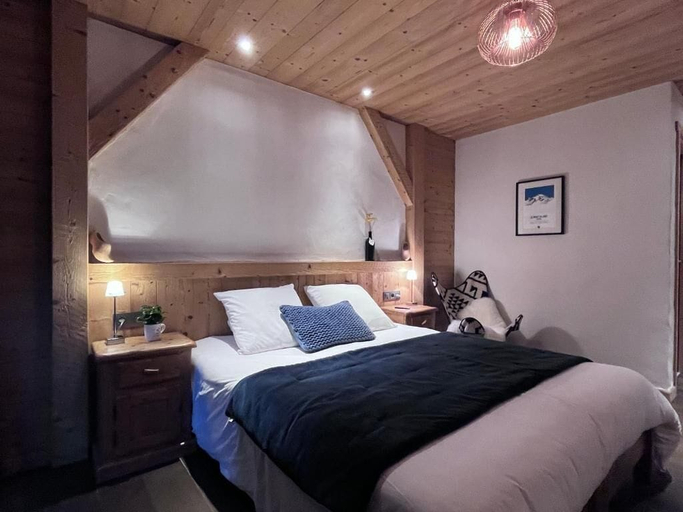 Room 4, Chalet Virolet, Haute-Savoie