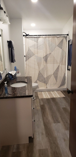 Bathroom 3, Serene Riverside Retreat 3 Bedroom Home by RedAwning, Oconto